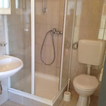With A Parking Space Valbandon, - 13429 Appartement *